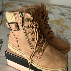 Women's Tan Ankle Boots
